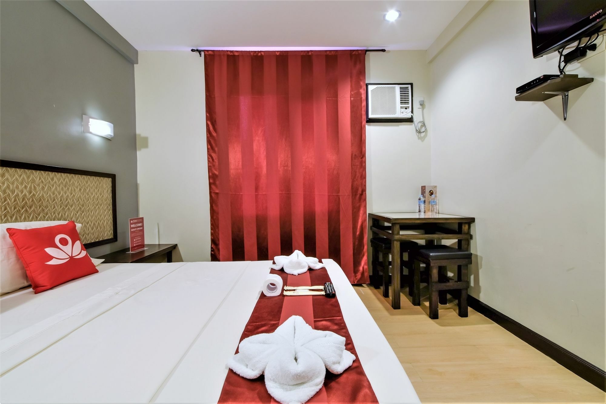 Zen Rooms Basic Aurora Pasay Exterior foto