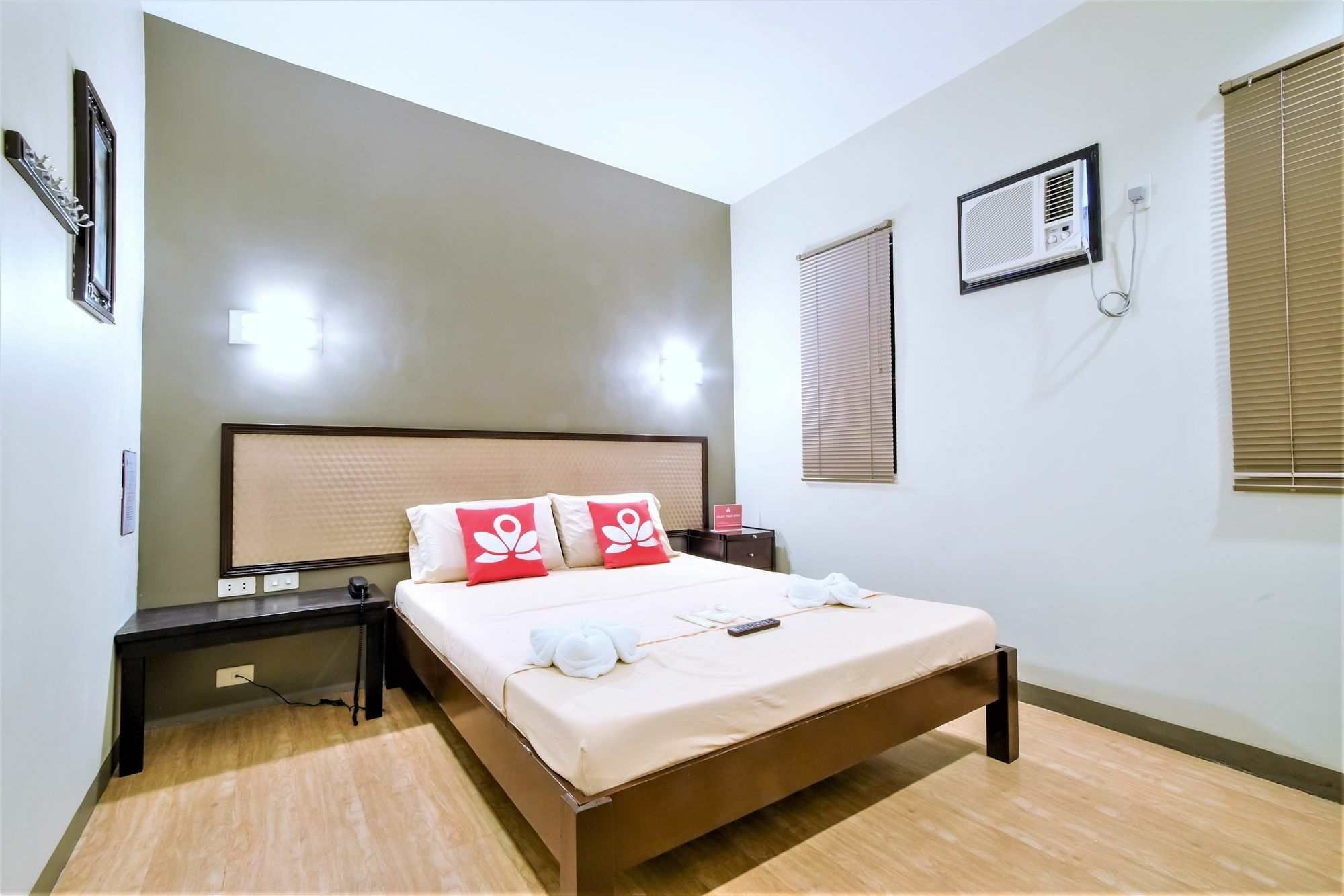 Zen Rooms Basic Aurora Pasay Exterior foto