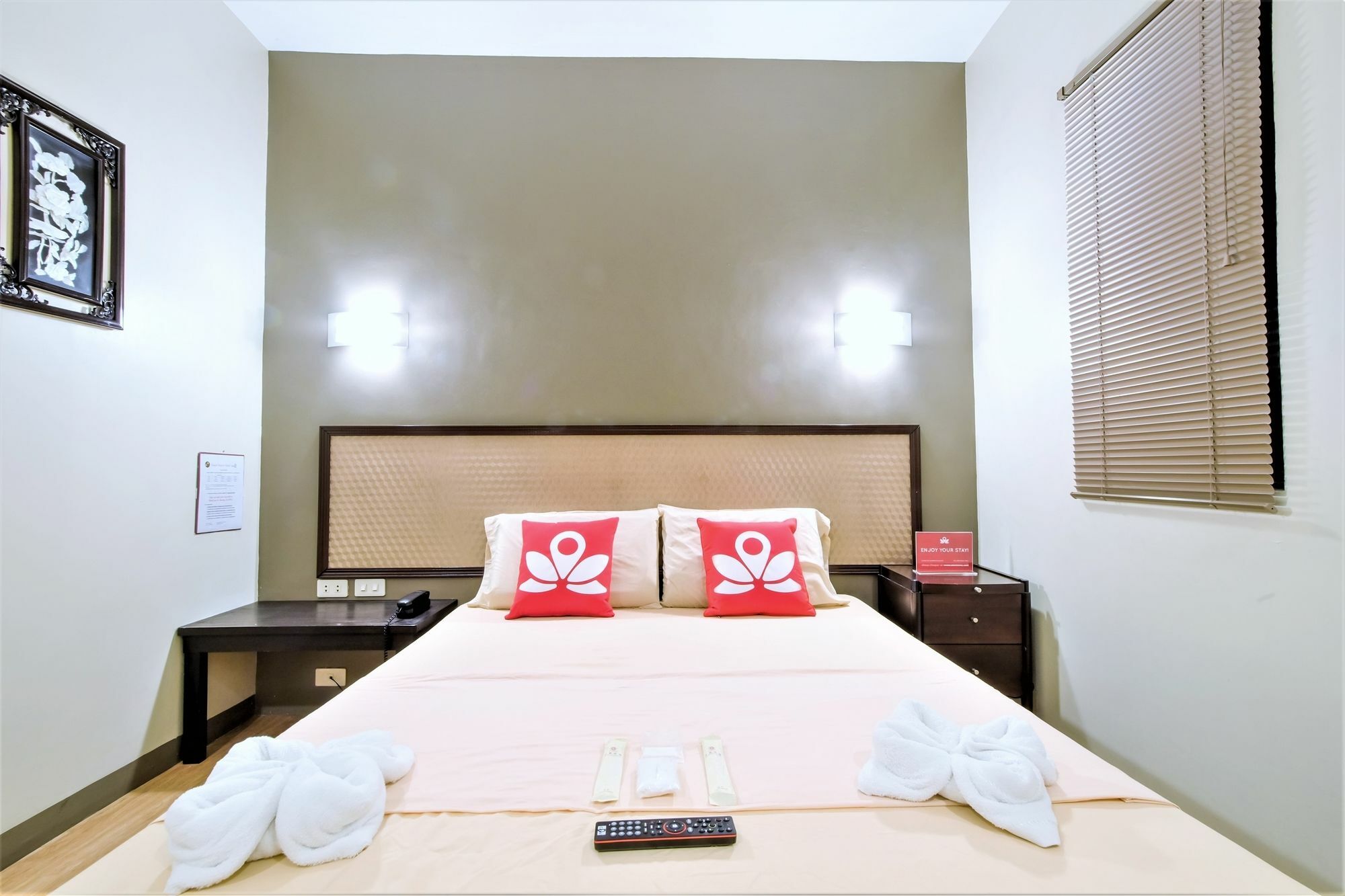 Zen Rooms Basic Aurora Pasay Exterior foto